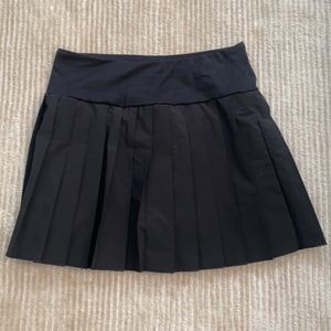 Yovela pleated tennis skirt